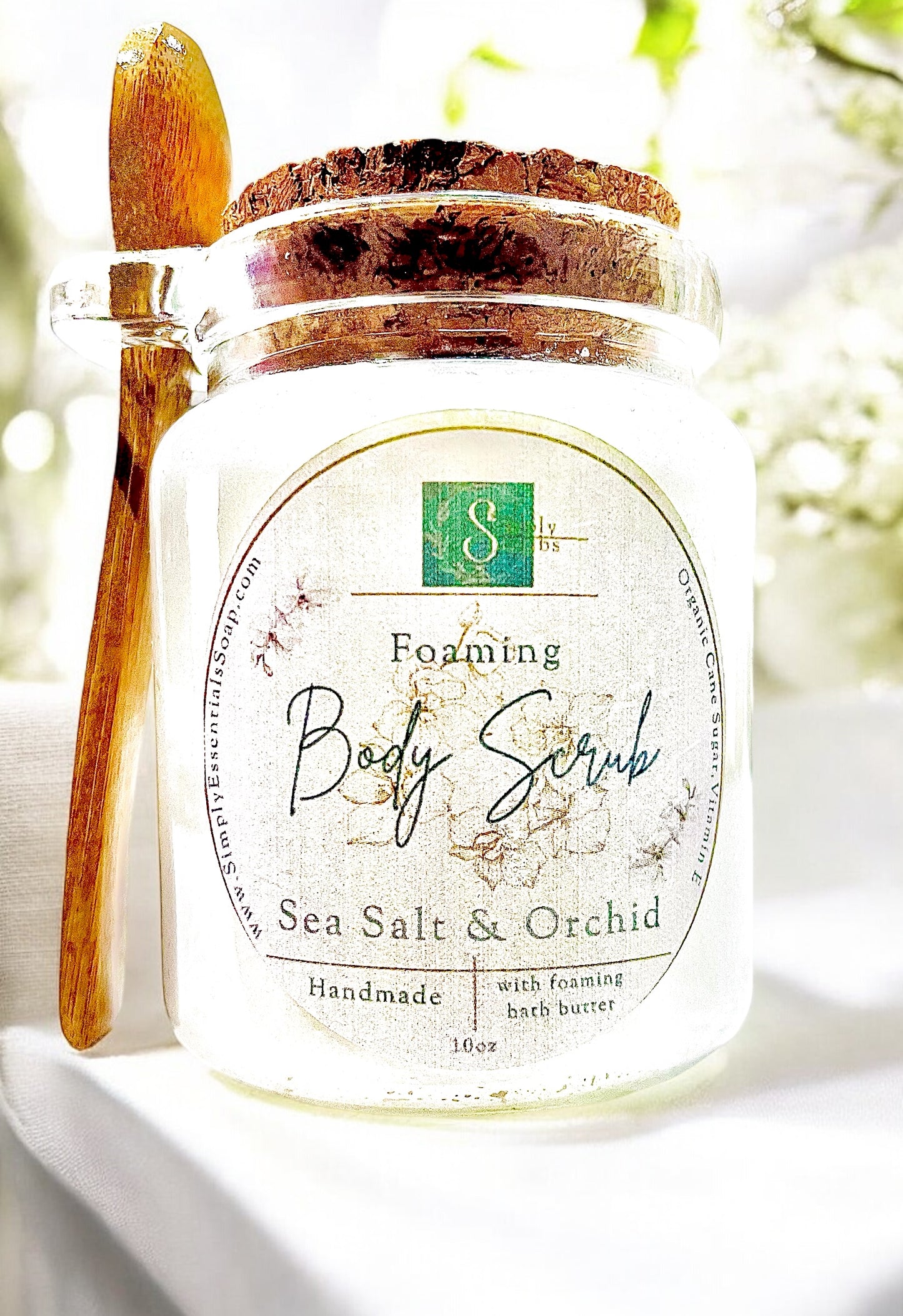 Whipped Sugar Scrub With Foaming Bath Butter